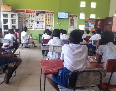 Television for Kambakotte Vidyalaya for educational programs