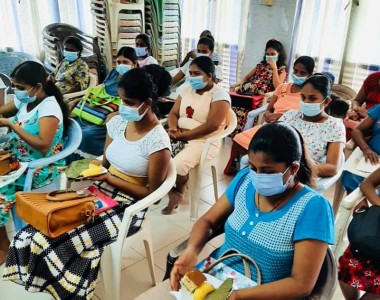 Essentials for pregnant moms in Thissa